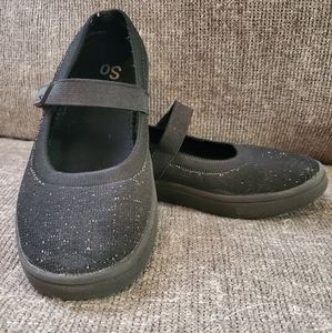 Mary jane style sneakers girls size 13